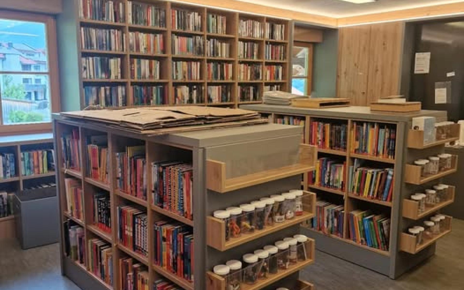 Innenansicht: Grinner Bibliothek